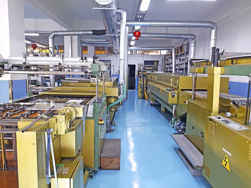 προσφέροντας ποιοτικές υπηρεσίες και προϊόντα